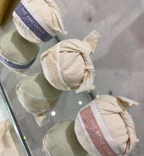 Load image into Gallery viewer, Crystal Bath Bomb Set
