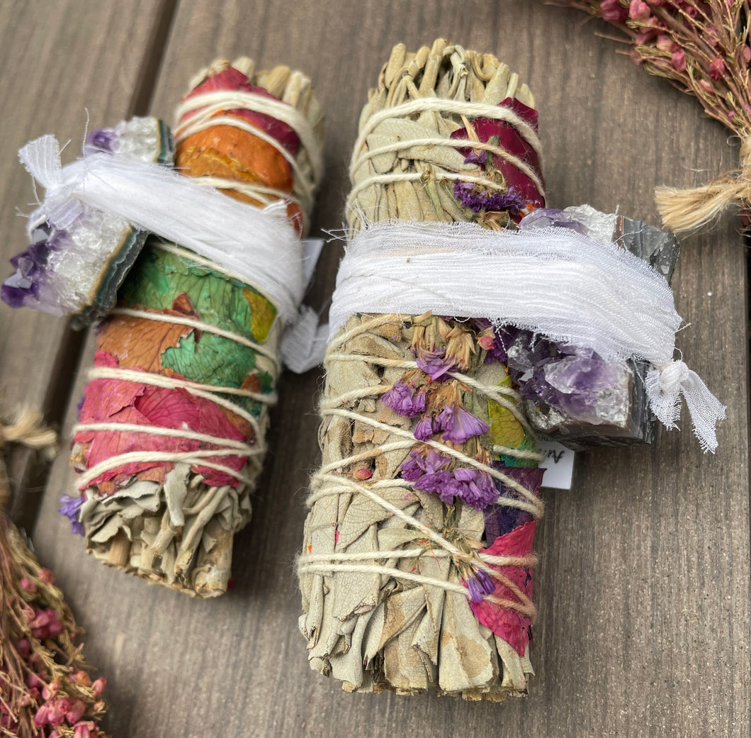 Mini Rainbow Sage & Amethyst Cluster Bundle 1pc